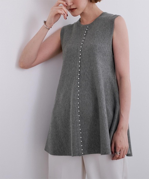 UR'S（ユアーズ）の「パールデザインペプラムニット（タンクトップ・レディース・ネイビー/グレー/ブラック・M/L/S）」の3枚目の写真