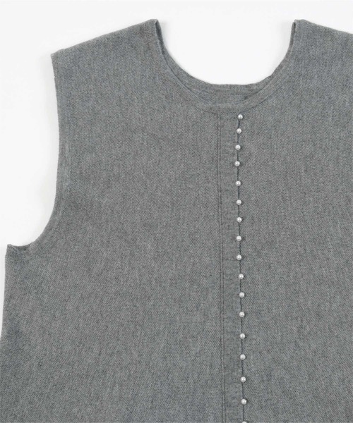 UR'S（ユアーズ）の「パールデザインペプラムニット（タンクトップ・レディース・ネイビー/グレー/ブラック・M/L/S）」の17枚目の写真