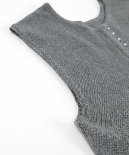 UR'S（ユアーズ）の「パールデザインペプラムニット（タンクトップ・レディース・ネイビー/グレー/ブラック・M/L/S）」の15枚目の写真