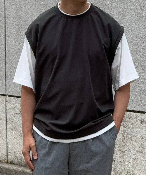 ikka(イッカ)の「【接触冷感/親子コーデ】速乾COOLフェイクベストTシャツ(Tシャツ/カットソー・メンズ・ワイン/チャコールグレー/グリーン・XL/M/S/L)」の1枚目の写真