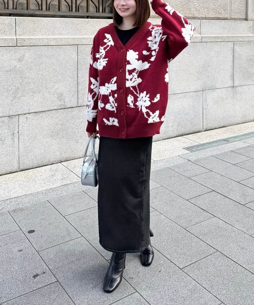 clear（クリア）の「ニットアイラインスカート [着回し シンプル]≪2024AW新作≫（スカート・レディース・ブラック/アイボリー・S/M）」の16枚目の写真