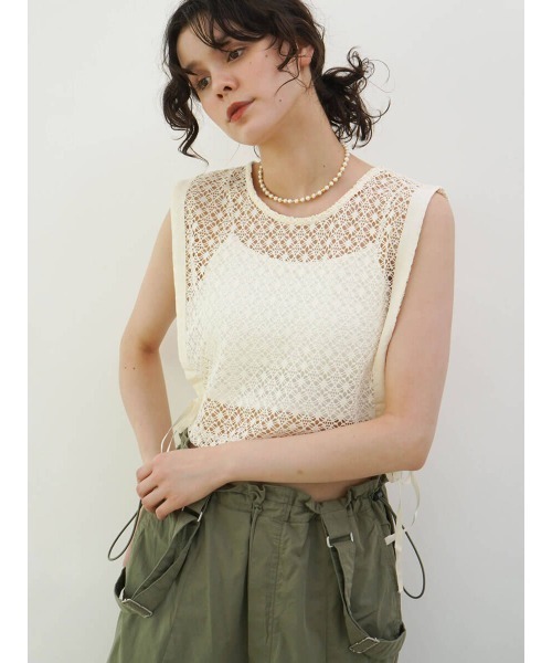FIKA.(フィーカ)の「Ribbon open work knit vest(ベスト・レディース・オフホワイト/ブラック・MEDIUM)」の3枚目の写真