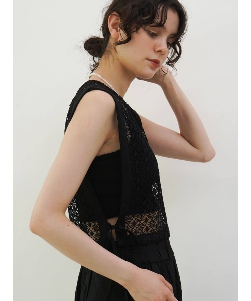 FIKA.(フィーカ)の「Ribbon open work knit vest(ベスト・レディース・オフホワイト/ブラック・MEDIUM)」の12枚目の写真