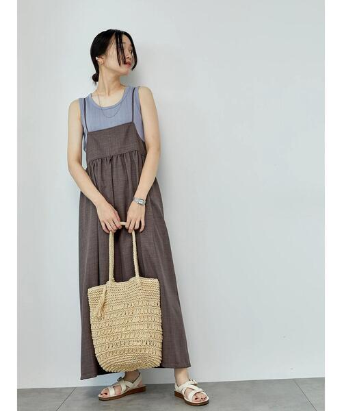 Samansa Mos2 blue（サマンサモスモスブルー）の「リネンライクキャミワンピース（ワンピース・レディース・ブラック/ブラウン/ネイビー・F）」の13枚目の写真