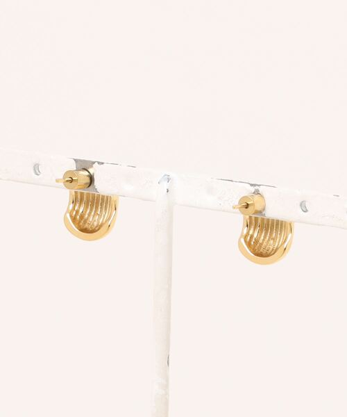 セール】金属アレルギー対応 ミニニュアンスピアス サージカル