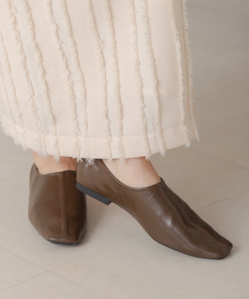 Bab（バブ）の「スクエアトゥシューズ（パンプス・レディース・アイボリー/ブラック/ブラウン・37/38）」の13枚目の写真