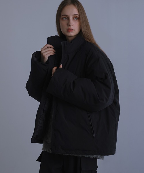 LILL（リル）の「【700フィルパワー】中綿ハイネックルーズスリーブパデッドジャケット（ダウンジャケット/コート・メンズ・ブラック/ライトグレー・XL/L/M/S）」の4枚目の写真