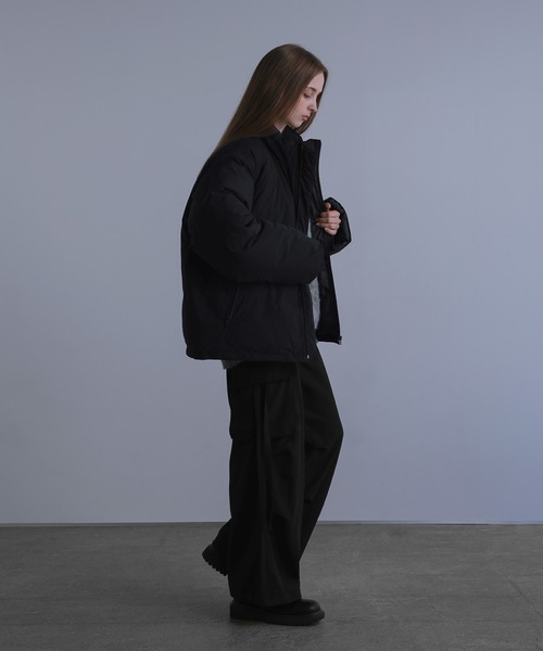 LILL（リル）の「【700フィルパワー】中綿ハイネックルーズスリーブパデッドジャケット（ダウンジャケット/コート・メンズ・ブラック/ライトグレー・XL/L/M/S）」の11枚目の写真