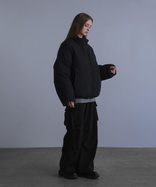 LILL（リル）の「【700フィルパワー】中綿ハイネックルーズスリーブパデッドジャケット（ダウンジャケット/コート・メンズ・ブラック/ライトグレー・XL/L/M/S）」の14枚目の写真