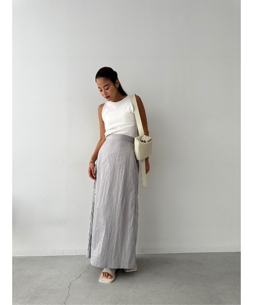 TRUNC(トランクエイティーエイト)の「3WAY Pearl Taffeta Skirt(スカート・レディース・ブラック/グレー・FREE)」の13枚目の写真