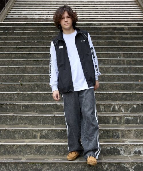 GLAZOS(グラソス)の「【大人向けサイズあり】ロゴジップアップベスト(ベスト・キッズ・ネイビー/ブラック・M/S/LL/L)」の3枚目の写真