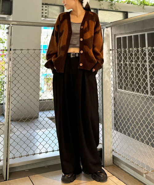 CIAOPANIC（チャオパニック）の「スーパータックワイドスラックス（スラックス・レディース・ネイビー/ブラック/チャコールグレー/ブラウン/アイボリー/グレー・LARGE/MEDIUM/38/40）」の20枚目の写真