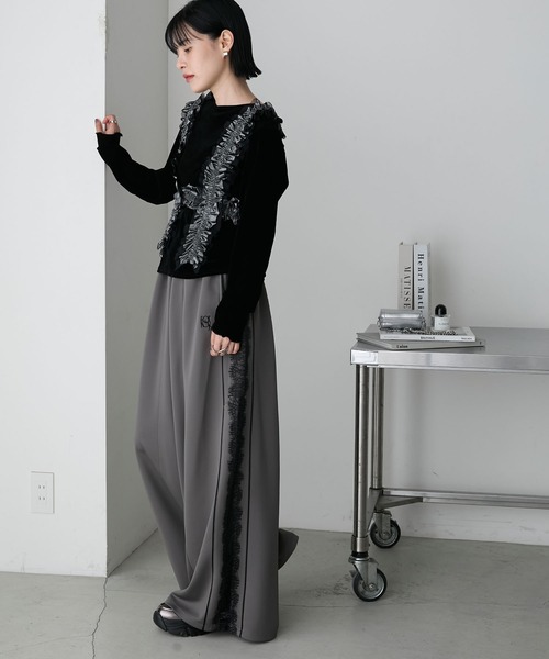 forksy.（フォルクシー）の「【forksy.】レースシアーラインワイドトラックパンツ/ジャージ（その他パンツ・レディース・ネイビー/ベージュ/チャコール/レッド・FREE）」の18枚目の写真