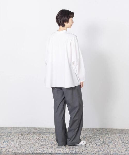 conges payes ADIEU TRISTESSE(コンジェ ペイエ アデュートリステス)の「香菜子さんコラボレーションシャツ(シャツ/ブラウス・レディース・グレイッシュベージュ/ブルー/ホワイト・38)」の11枚目の写真