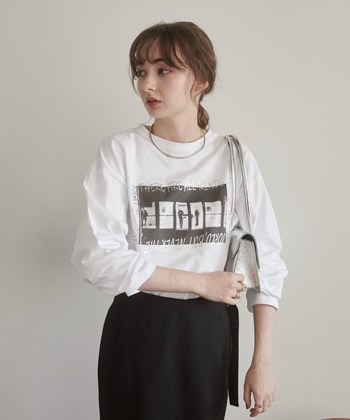 ANGIE(アンジー)の「フォト メタリック ロゴ ロンT(Tシャツ/カットソー・レディース・ホワイト×ゴールド/ホワイト×シルバー/ダークグレー・FREE)」の22枚目の写真