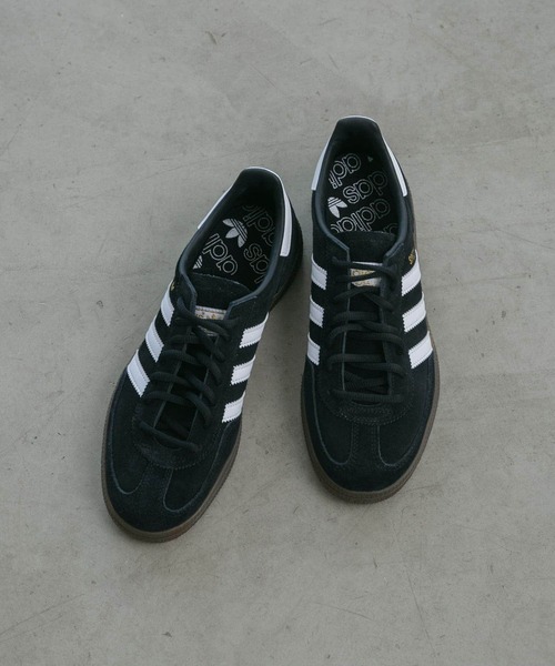 adidas（アディダス）の「adidas　HANDBALL SPEZIAL（スニーカー・レディース・ブラック・24.5/24/23.5）」の2枚目の写真