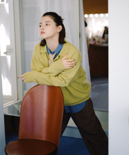 WHIMSIC（ウィムジック）の「【UNISEX】ネクタイ付きレギュラーカラ―シャツ（シャツ/ブラウス・レディース・ブルー/ピンク/ベージュ・FREE）」の13枚目の写真