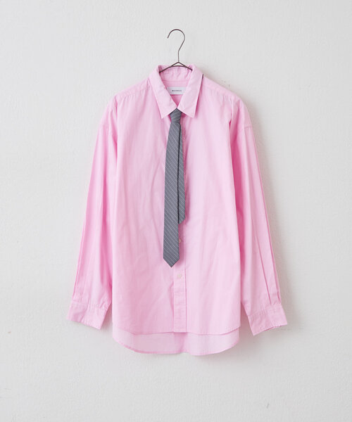 WHIMSIC（ウィムジック）の「【UNISEX】ネクタイ付きレギュラーカラ―シャツ（シャツ/ブラウス・レディース・ブルー/ピンク/ベージュ・FREE）」の18枚目の写真