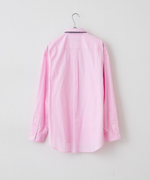 WHIMSIC（ウィムジック）の「【UNISEX】ネクタイ付きレギュラーカラ―シャツ（シャツ/ブラウス・レディース・ブルー/ピンク/ベージュ・FREE）」の19枚目の写真