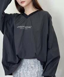 Per sist ence | ナイロンVネックプリントプルオーバー(Tシャツ/カットソー)