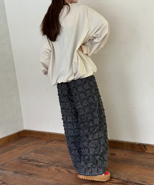 Per sist ence（パーシエンス）の「ナイロンVネックプリントプルオーバー（Tシャツ/カットソー・レディース・グレー/ブラック/アイボリー・FREE）」の10枚目の写真