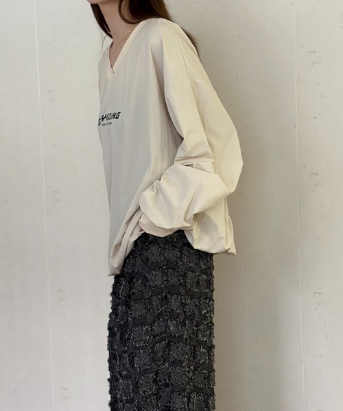 Per sist ence（パーシエンス）の「ナイロンVネックプリントプルオーバー（Tシャツ/カットソー・レディース・グレー/ブラック/アイボリー・FREE）」の14枚目の写真