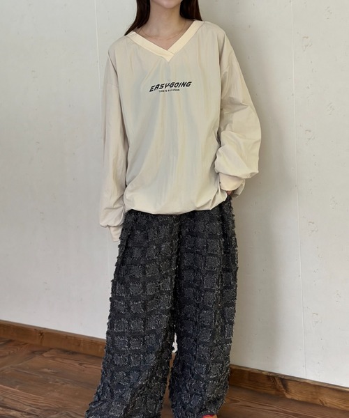 Per sist ence（パーシエンス）の「ナイロンVネックプリントプルオーバー（Tシャツ/カットソー・レディース・グレー/ブラック/アイボリー・FREE）」の20枚目の写真