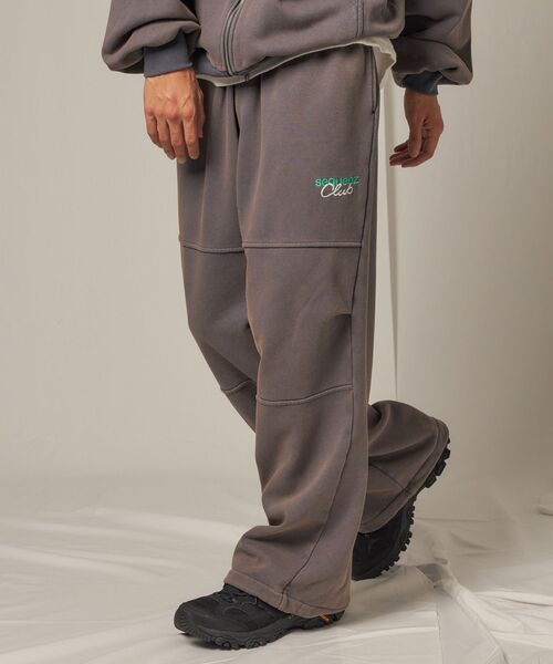 【SEQUENZ（シークエンズ）】DOUBLE KNEE WASHED SWEAT PANTS / スノーウォッシュ加工 刺繍 オーバーサイズ ヴィンテージライク 刺繍 裏起毛 【セットアップ対応】（スウェットパンツ）｜SEQUENZ（シークエンズ）