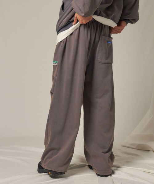 【SEQUENZ（シークエンズ）】DOUBLE KNEE WASHED SWEAT PANTS / スノーウォッシュ加工 刺繍 オーバーサイズ ヴィンテージライク 刺繍 裏起毛 【セットアップ対応】（スウェットパンツ）｜SEQUENZ（シークエンズ）