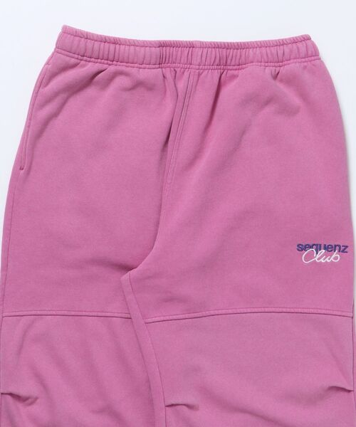 【SEQUENZ（シークエンズ）】DOUBLE KNEE WASHED SWEAT PANTS / スノーウォッシュ加工 刺繍 オーバーサイズ ヴィンテージライク 刺繍 裏起毛 【セットアップ対応】（スウェットパンツ）｜SEQUENZ（シークエンズ）