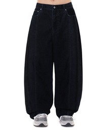 OY/オーワイ』 VELVET DENIM WIDE VOLUME PANTS/ベルベット