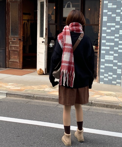 Teem Store(チームストア)の「【新仕様】万能ラウンドネック 柔らかいシンプルルーズニット マシュマロニット(ニット/セーター・レディース・ブラック/ブラウン/ピンク/ベージュ/ホワイト/ワインレッド/ダークグレー・F)」の19枚目の写真