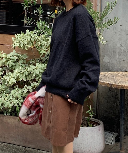 Teem Store(チームストア)の「【新仕様】万能ラウンドネック 柔らかいシンプルルーズニット マシュマロニット(ニット/セーター・レディース・ブラック/ブラウン/ピンク/ベージュ/ホワイト/ワインレッド/ダークグレー・F)」の10枚目の写真