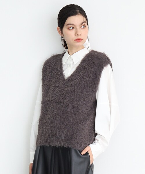 THE SHOP TK (ザ ショップ ティーケー )の「◆【ヒルナンデス!で紹介】Vネックフェザーベスト/洗える(ベスト・レディース・スミクロ/スモーキーグリーン系/ナチュラル・99)」の6枚目の写真
