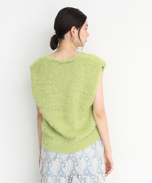 THE SHOP TK (ザ ショップ ティーケー )の「◆【ヒルナンデス!で紹介】Vネックフェザーベスト/洗える(ベスト・レディース・スミクロ/スモーキーグリーン系/ナチュラル・99)」の14枚目の写真