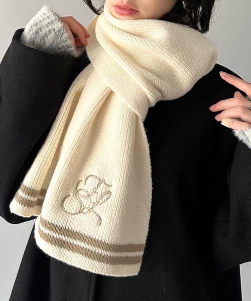 セール】柔らか暖か。上品なロゴ刺繍入りラインニットマフラー