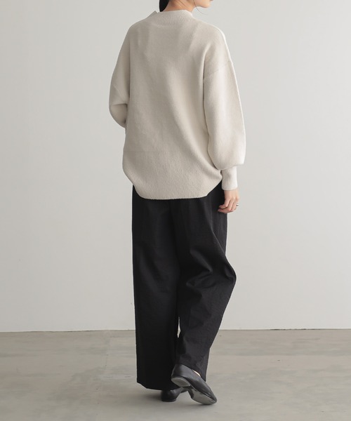 for/c(フォーシー)の「Wフェイスフェザーハイネックニット【サスティナブル】(ニット/セーター・レディース・アイボリー/ネイビー/チャコールグレー・L/M)」の21枚目の写真