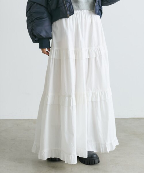 w closet（ダブルクローゼット）の「ティアードロングスカート（スカート・レディース・オフホワイト/ブラック/ブラウン・FREE）」の4枚目の写真