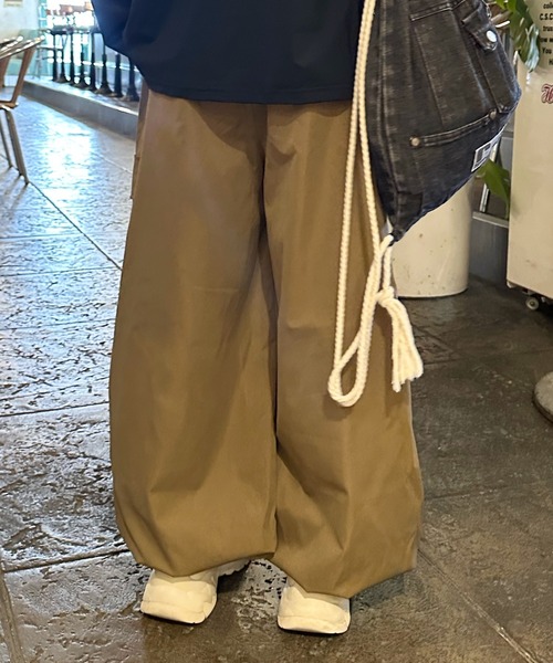 shrita（シュリータ）の「ボリュームワイドカーゴパンツ【低身長さん向けSサイズ展開あり】（カーゴパンツ・キッズ・ブラウン/ブラック/カーキ・S/M/L）」の20枚目の写真