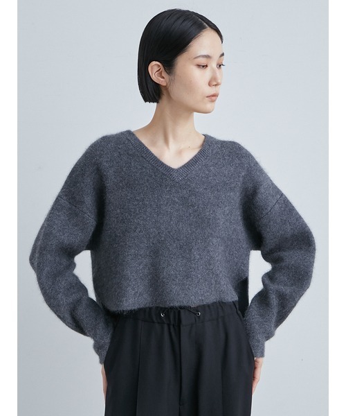 MIESROHE（ミースロエ）の「シャギーＶネックワイドニット（ニット/セーター・レディース・チャコールグレー/レッド/ホワイト・FREE）」の19枚目の写真