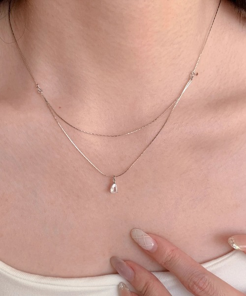 LA VORAGINE（ラ ヴォラジネ）の「2連ジルコンネックレス（ネックレス・レディース・シルバー/ゴールド・FREE）」の2枚目の写真