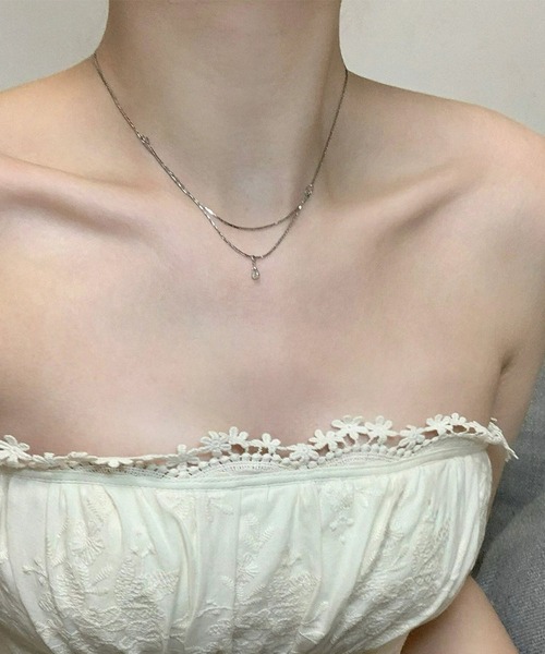 LA VORAGINE（ラ ヴォラジネ）の「2連ジルコンネックレス（ネックレス・レディース・シルバー/ゴールド・FREE）」の8枚目の写真