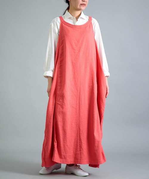 OMNIGOD（オムニゴッド）の「[OMNIGOD womens / オムニゴッド] ツイル スリーブレスドレス（ジャンパースカート・レディース・ネイビー/チャコールグレー/ホワイト/ピンク・FREE）」の4枚目の写真