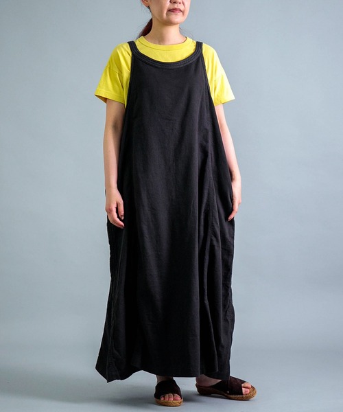 OMNIGOD（オムニゴッド）の「[OMNIGOD womens / オムニゴッド] ツイル スリーブレスドレス（ジャンパースカート・レディース・ネイビー/チャコールグレー/ホワイト/ピンク・FREE）」の2枚目の写真