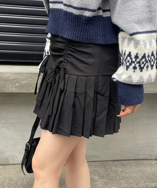 ROGER AND RAW(ロジャーアンドロウ)の「ギャザープリーツミニスカート(スカート・レディース・ブラック/グレー・SMALL/MEDIUM)」の13枚目の写真
