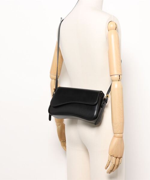 apres jour clair(アプレジュールクレア)の「【apres jour clair×ARIAZ】ウェーブフラップバッグ(ショルダーバッグ・レディース・ブラック/ダークブラウン・FREE)」の10枚目の写真