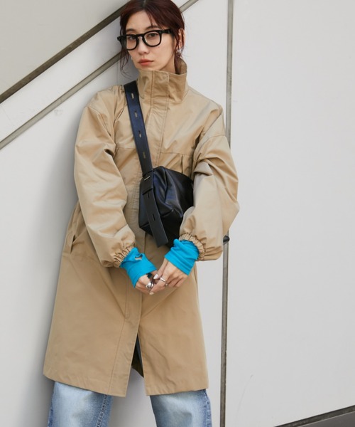 Auntie Rosa Holiday（アンティローザホリデー）の「ハイネックミドルコート（ダウンジャケット/コート・レディース・ベージュ・FREE）」の3枚目の写真