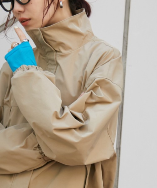 Auntie Rosa Holiday（アンティローザホリデー）の「ハイネックミドルコート（ダウンジャケット/コート・レディース・ベージュ・FREE）」の14枚目の写真