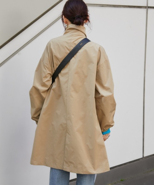 Auntie Rosa Holiday（アンティローザホリデー）の「ハイネックミドルコート（ダウンジャケット/コート・レディース・ベージュ・FREE）」の5枚目の写真