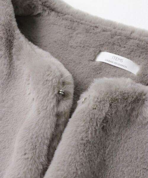 ITEMS URBANRESEARCH(アイテムズ アーバンリサーチ)の「フェイクファージレ(その他アウター・レディース・ブラウン/グレー・FREE)」の5枚目の写真